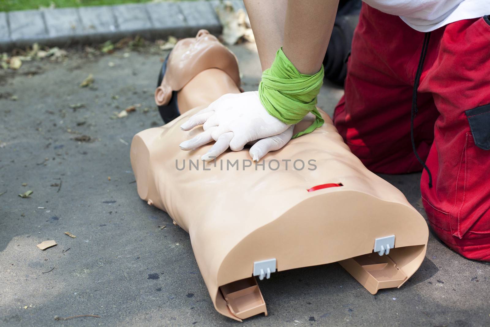 First aid - heart massage by wellphoto