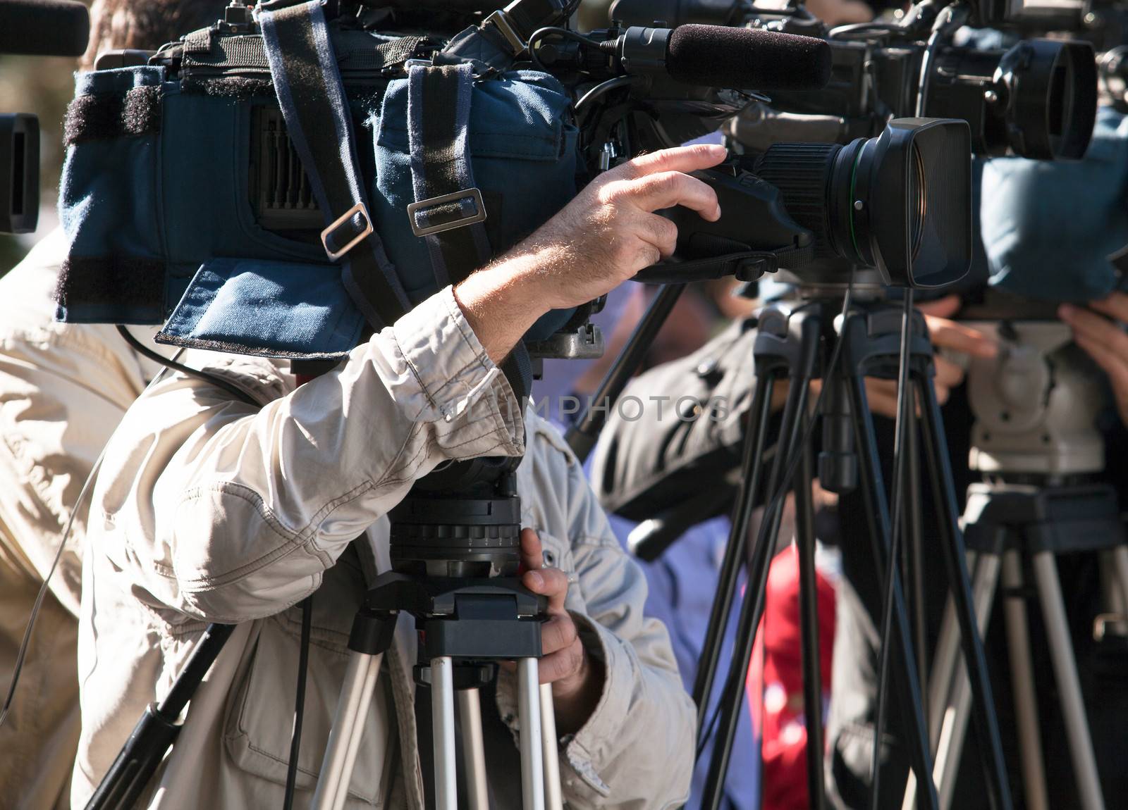 Covering an event with a video camera