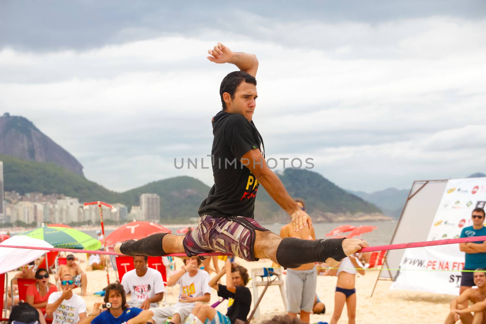 Slackline on Copacabana beach, Rio de Janeiro, Brazil. by kasto