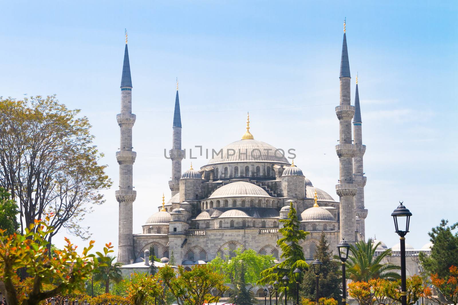 Blue ( Sultan Ahmed ) Mosque, Istanbul, Turkey  by kasto