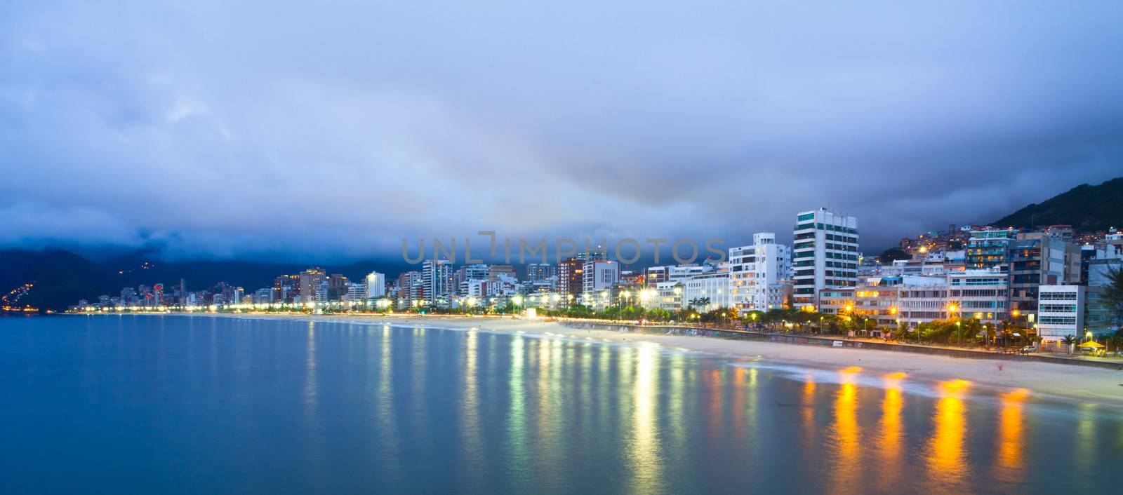 Ipanema beach, Rio de Janeiro, Brazil. by kasto