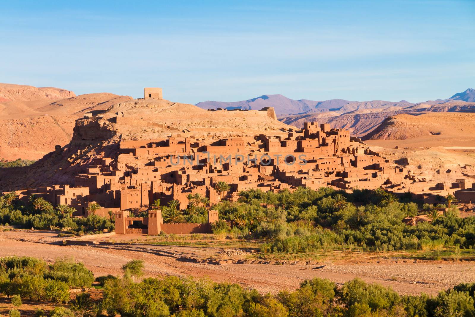 Ait Benhaddou,fortified city, kasbah or ksar, along the former caravan route between Sahara and Marrakesh in present day Morocco. It is situated in Souss Massa Draa on a hill along the Ounila River.