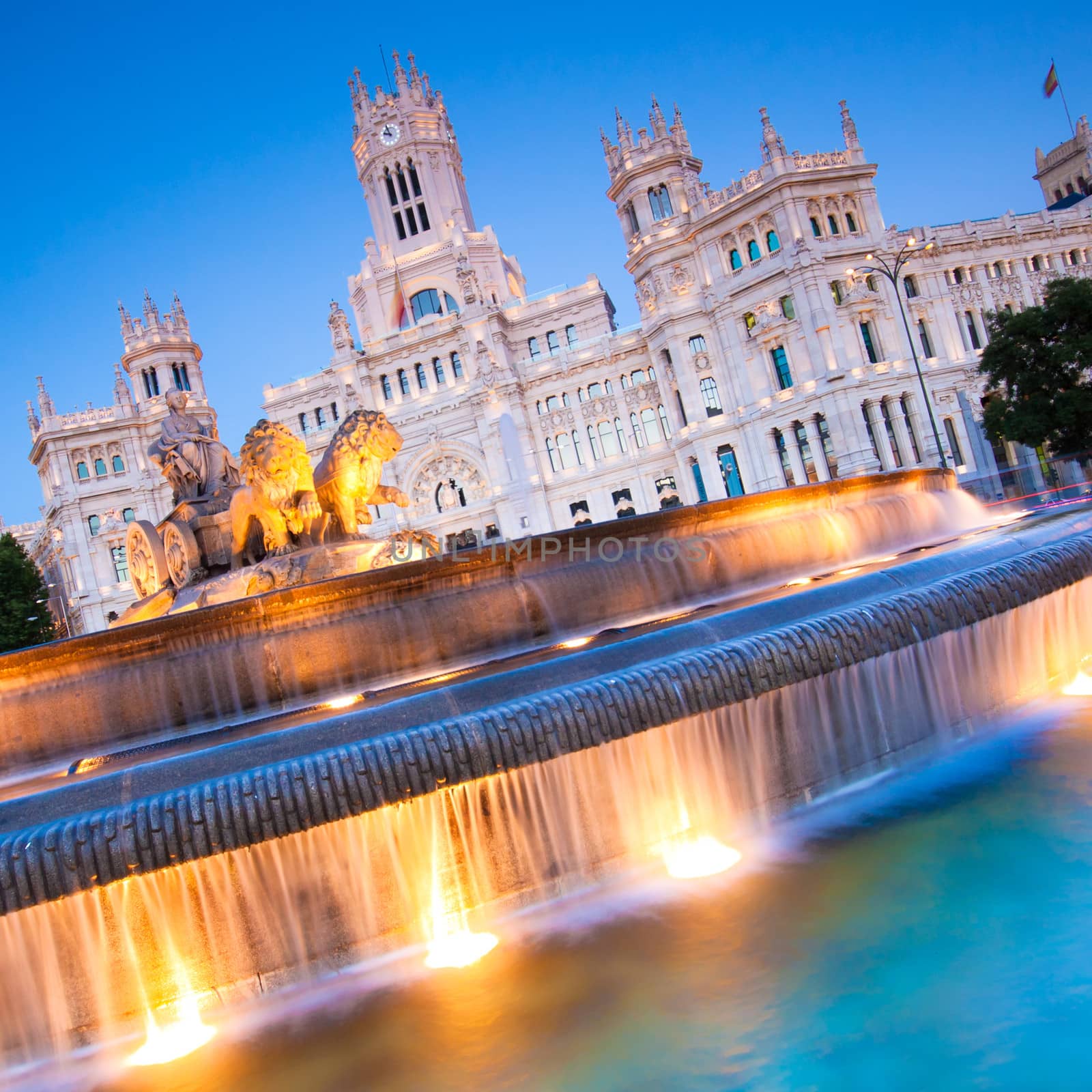 Plaza de Cibeles, Madrid, Spain. by kasto