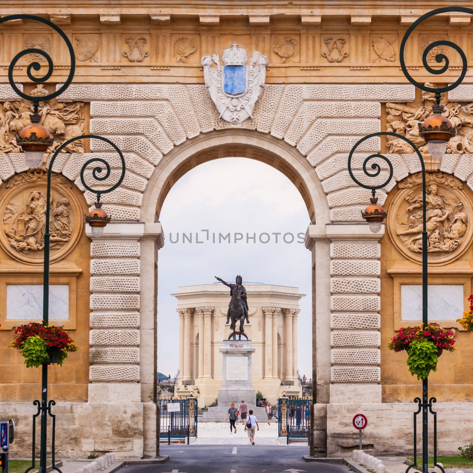 Arc de Triomphe and Chateau d'Eau palace - water tower in the end of aqueduct in Montpellier, France.