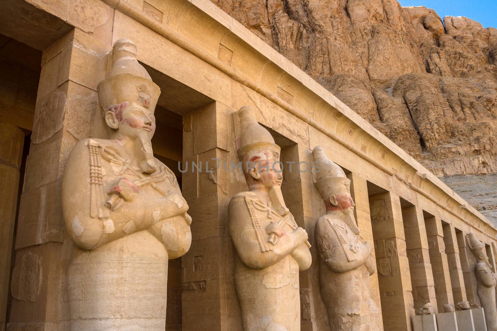 Statues of Queen Hatshepsut in Luxor (Thebes), Egypt.  by kasto