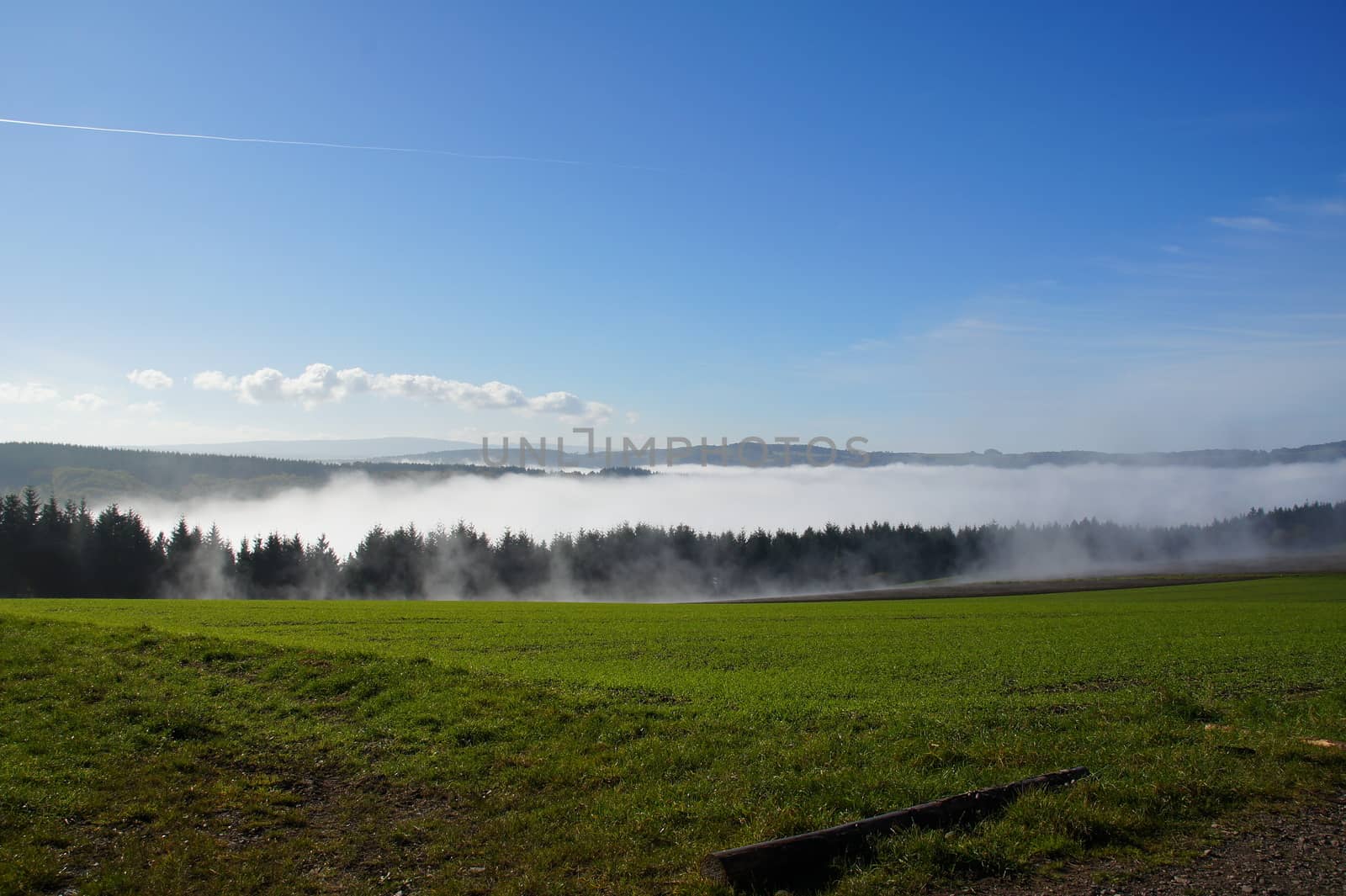 Frühnebel in den Tälern, Sonnenschein auf den Höhen