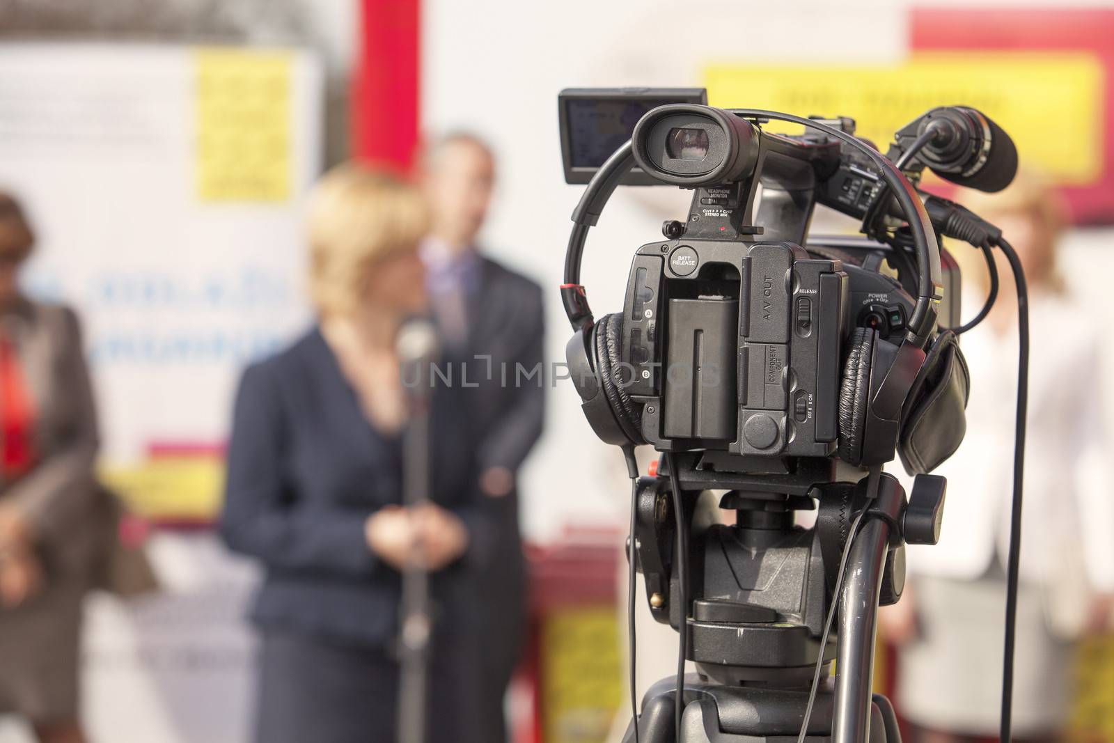 Covering an event with a video camera