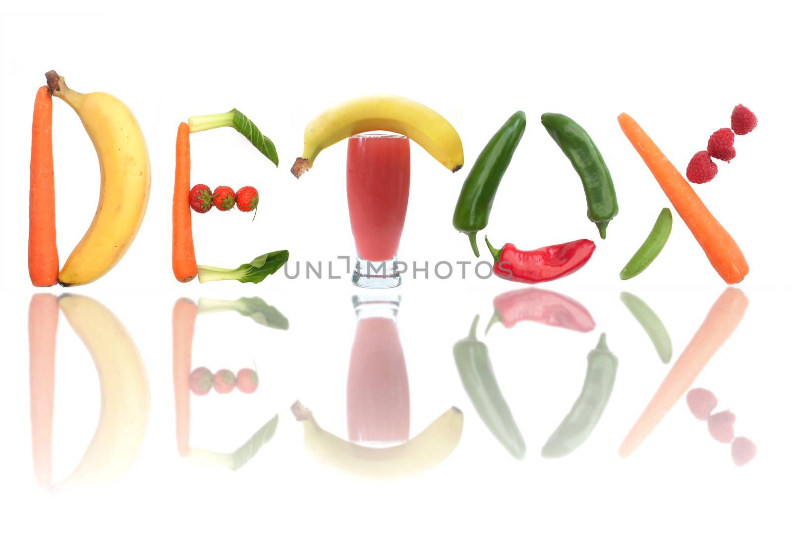 Detox text letters including fruit, vegetables and a smoothie beverage 