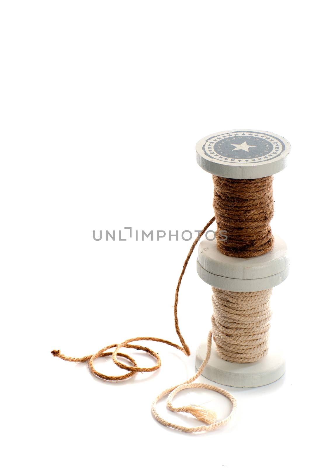 spool of rope by Gabees