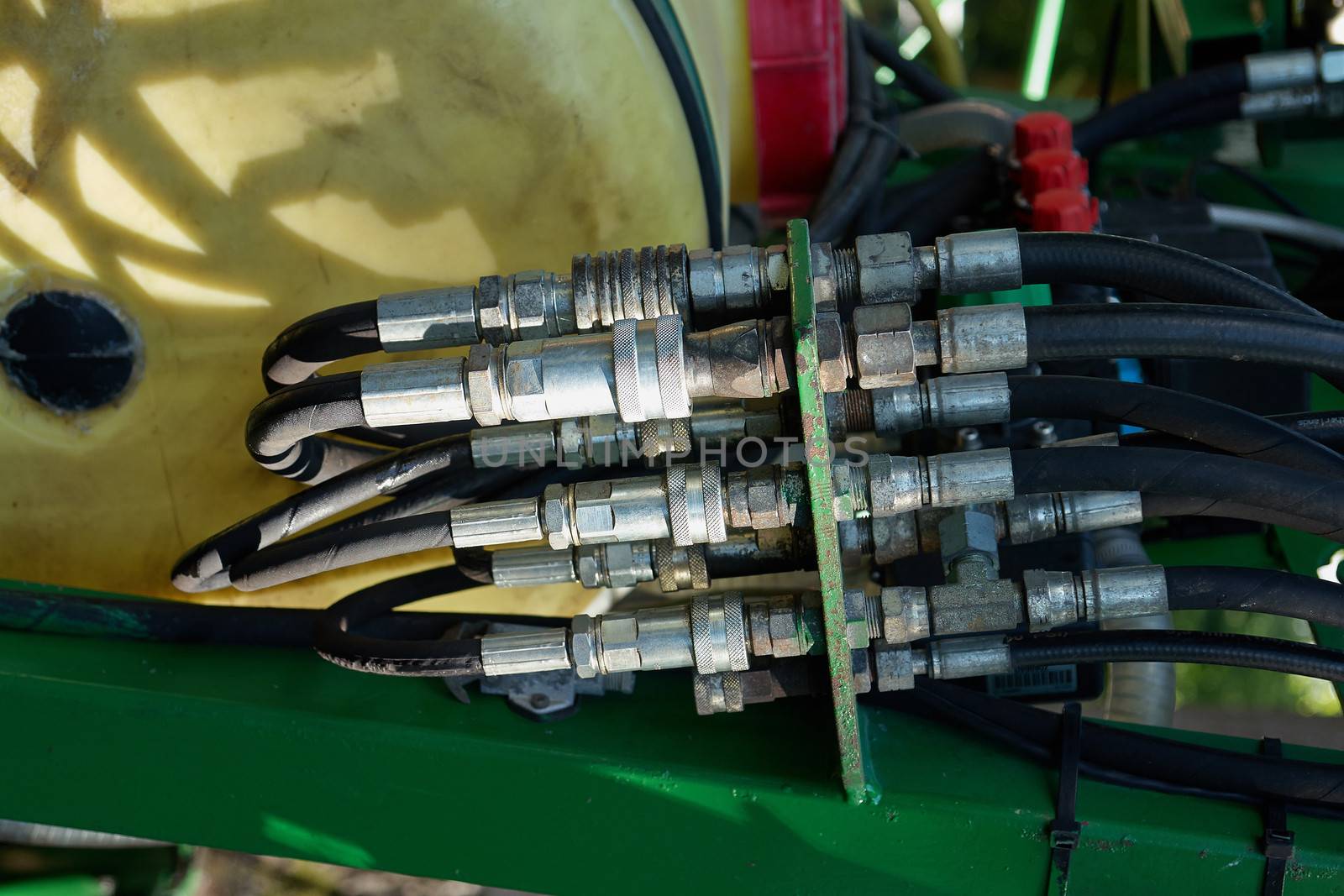 Hydraulic Pressure Hoses System by Ronyzmbow