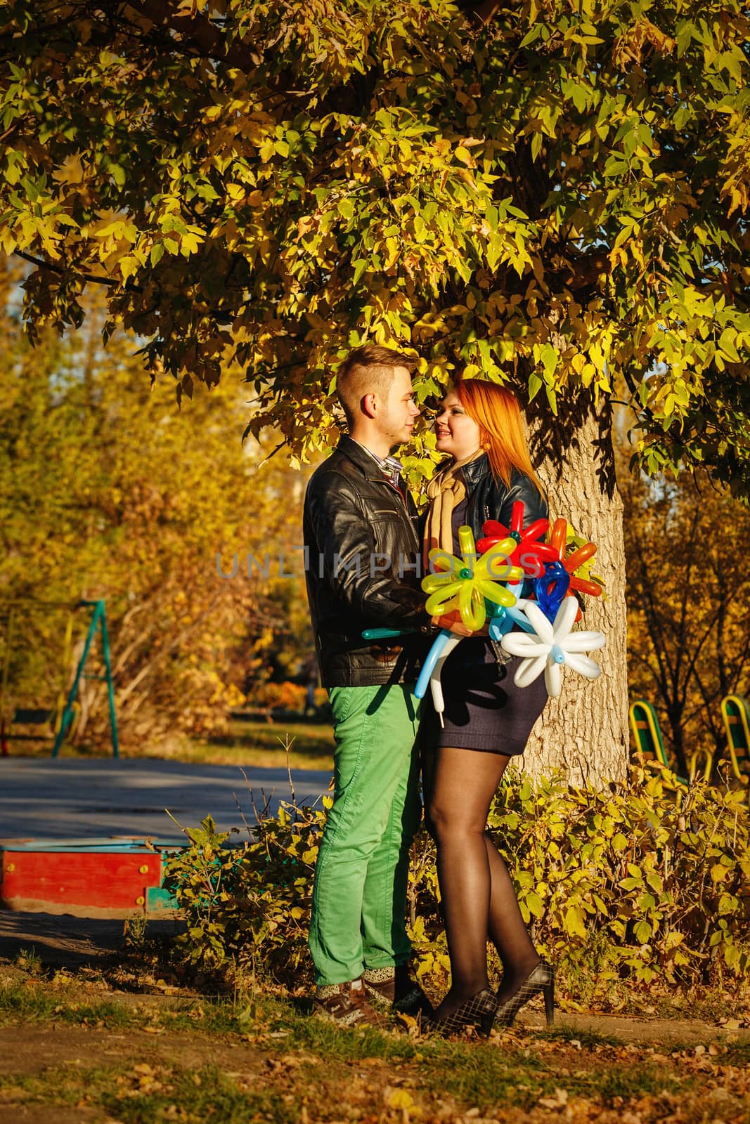 Couple in autumn park by Vagengeym