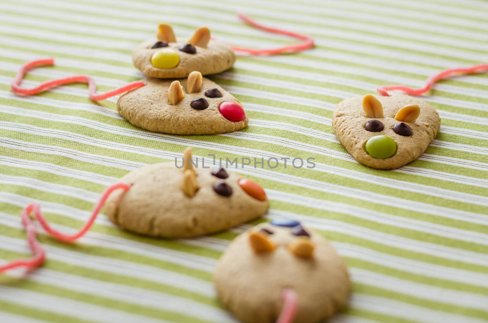 Cookies with mouse shaped and red licorice tail by doble.d