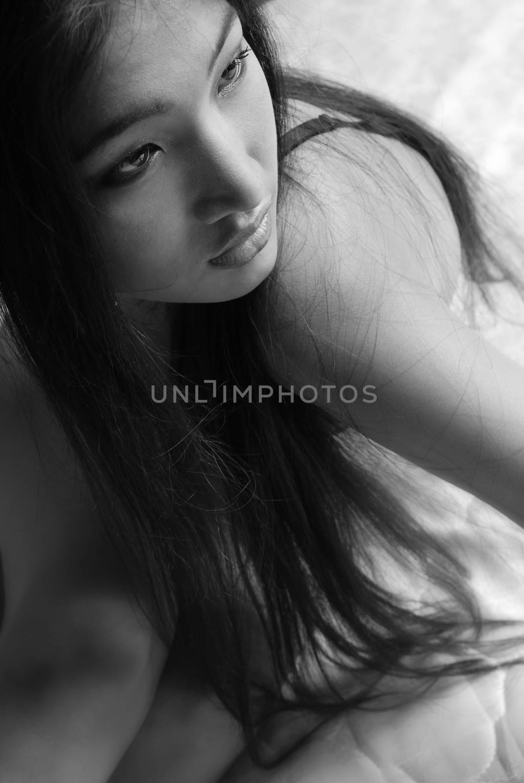 Black and white sensuality by Novic