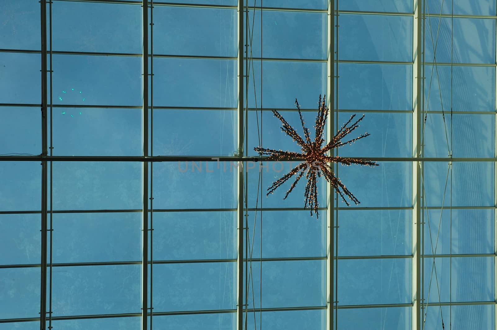 Glass roof in shopping precinct by janhetman