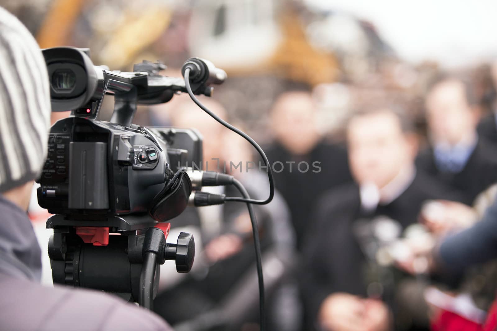 Covering an event with a video camera