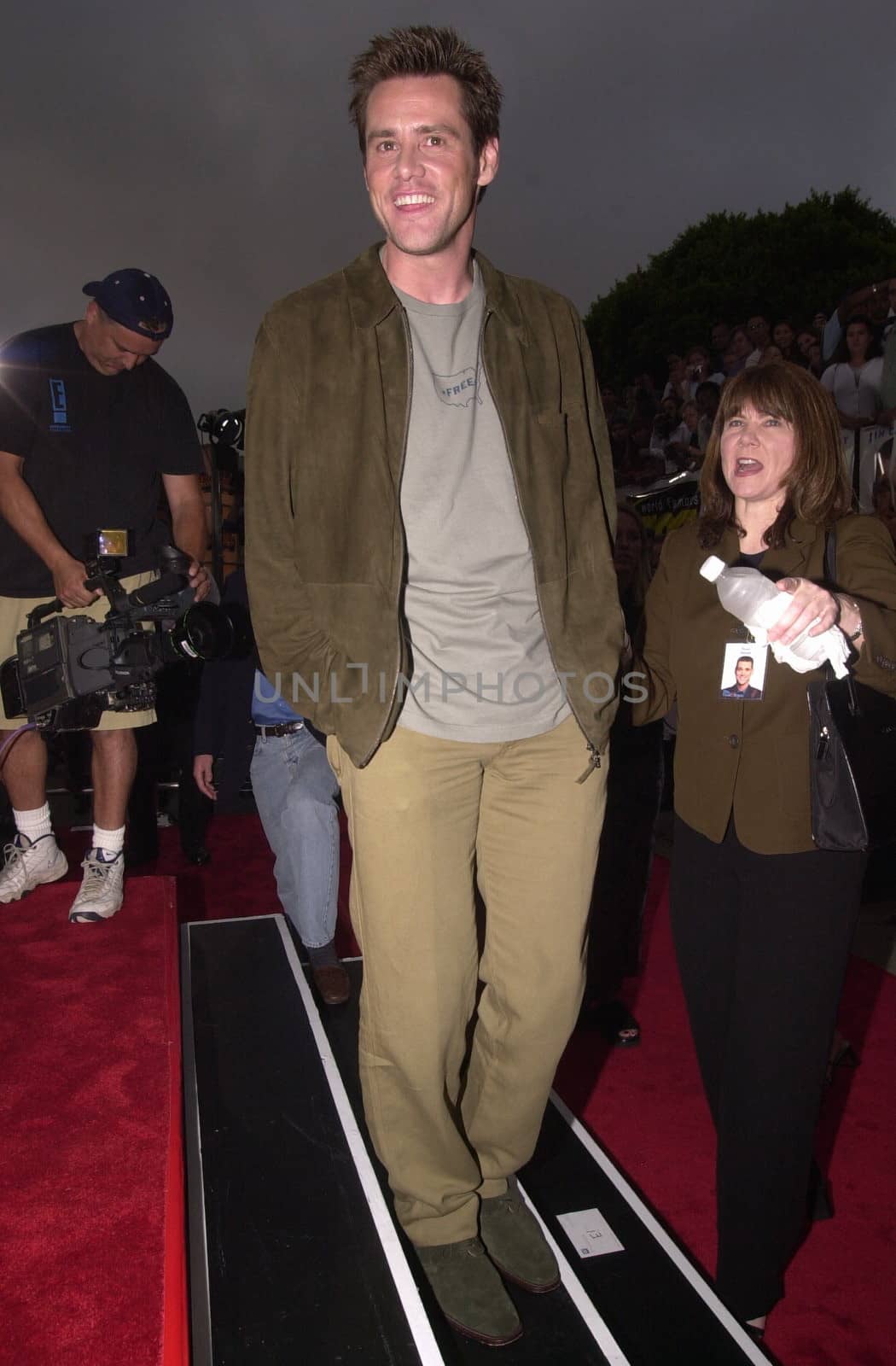 Jim Carrey at the premiere of 20th Century Fox's "ME, MYSELF AND IRENE" in Westwood, 06-15-00