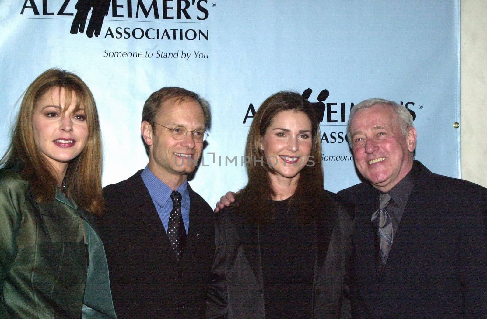 Jane Leeves, David Hyde Pierce, Peri Gilpin and John Mahoney at A Night At Sardis, benefitting Alzheimers Research, Beverly Hills, 03-01-00