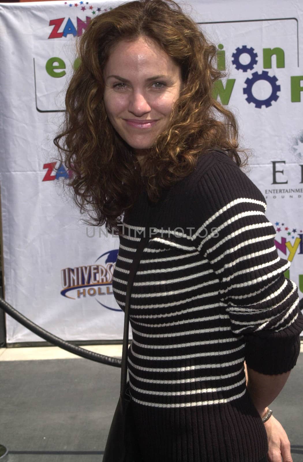 Amy Brenneman at the Education Works benefit to promote after-school activities, Universal Studios Hollywood, 03-25-00