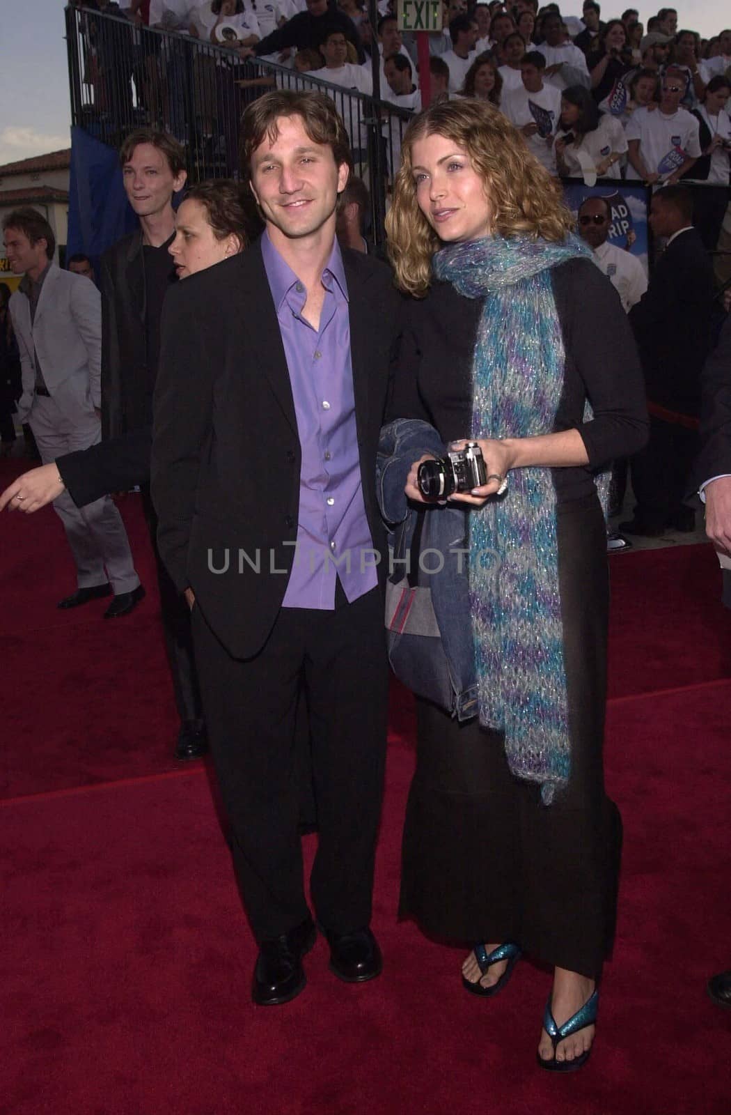 Breckin Meyer and date at the premiere of Dreamwork's "ROAD TRIP" in Westwood, 05-11-00