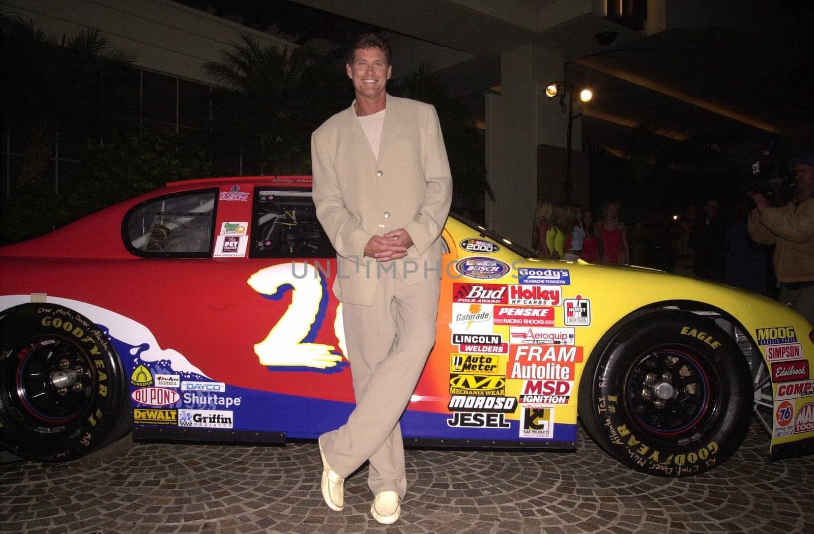 David Hasselhoff at the BAYWATCH 10th Anniversary Party in Santa Monica, 05-02-00