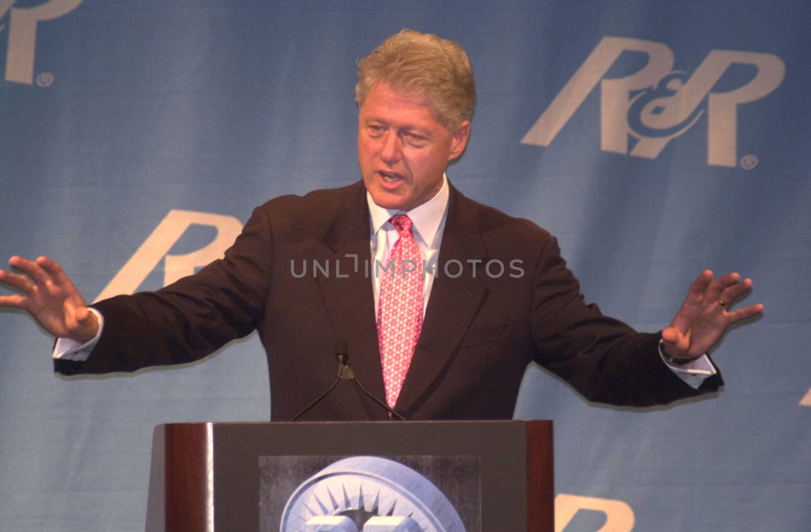 Bill Clinton at the 2001 Radio and Records Convention, Century Pl;aza Hotel, Century City, 06-14-01