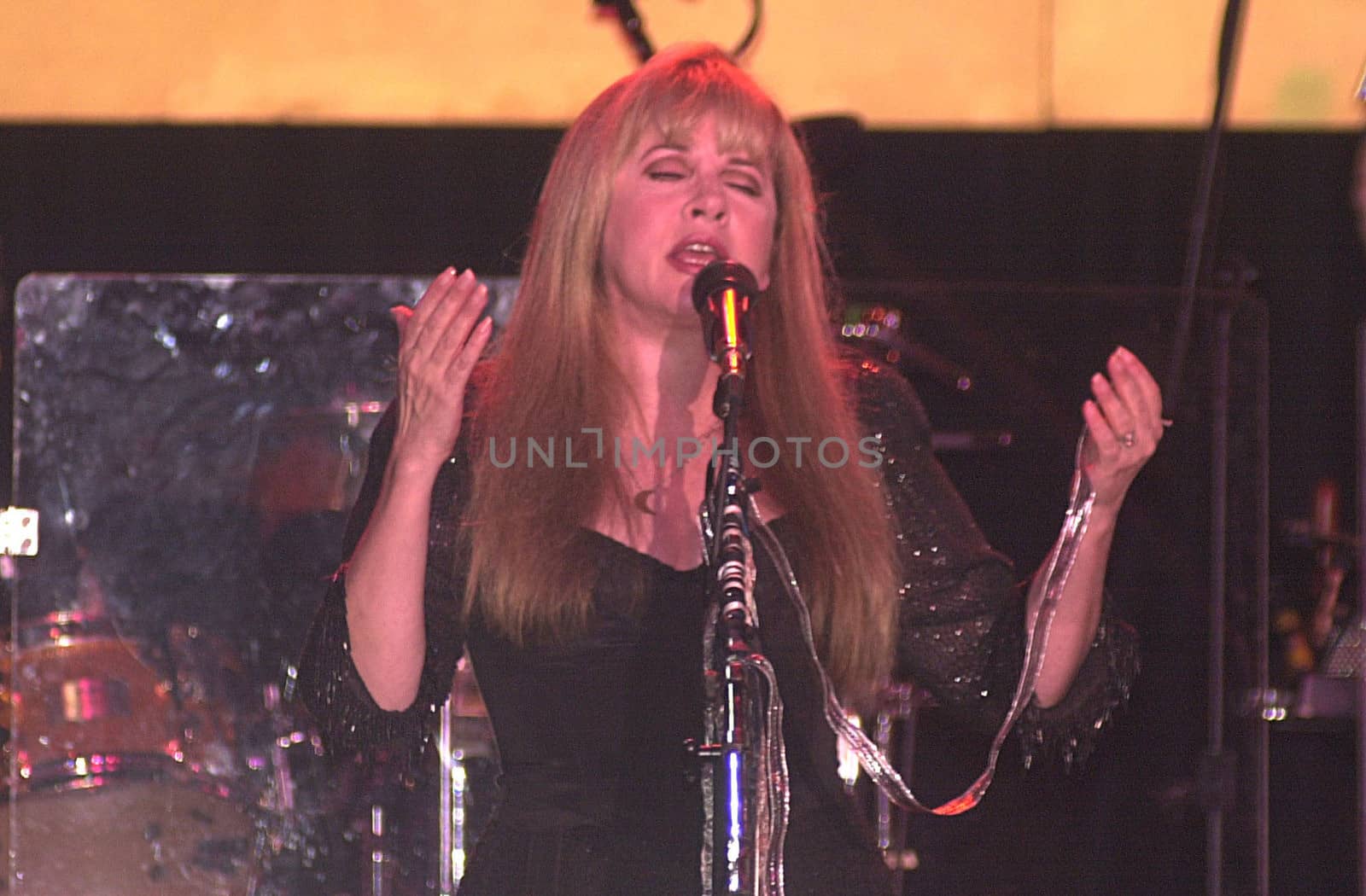 Stevie Nicks at the 2001 Radio and Records Convention, Century Pl;aza Hotel, Century City, 06-14-01