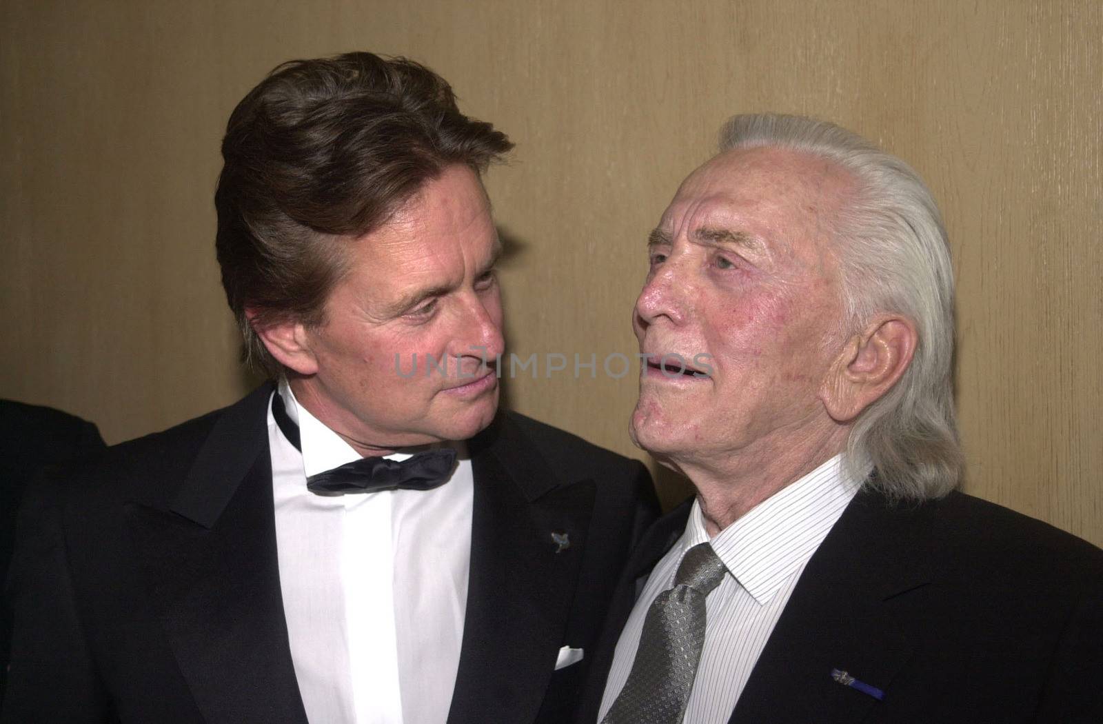 Michael Douglas and Kirk Douglas at the Simon Wiesenthal Center Museum of Tolerance 2001 National Tribute Dinner, Beverly Hilton Hotel, Beverly Hills, 06-25-01