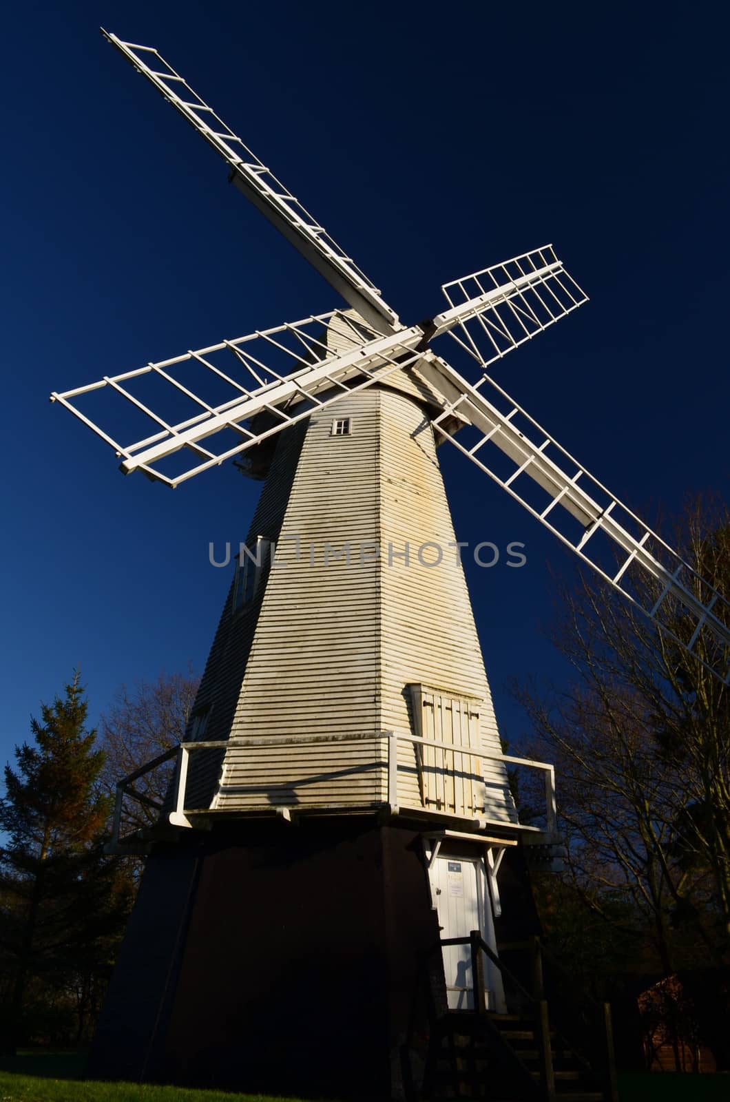 English Windmill by bunsview