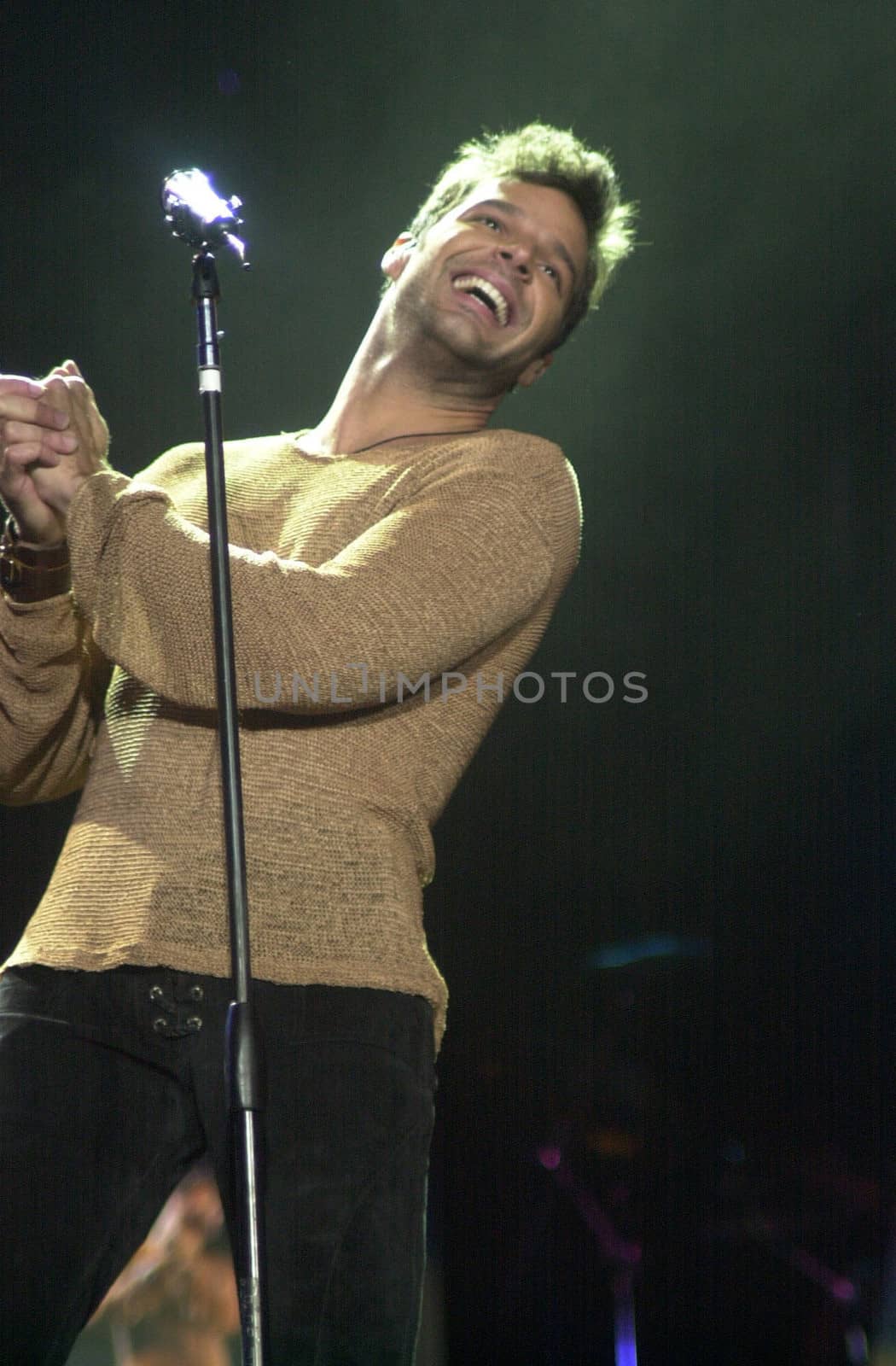 Ricky Martin at the KIIS FM annual Wango Tango concert, Dodger Stadium, 06-01-01