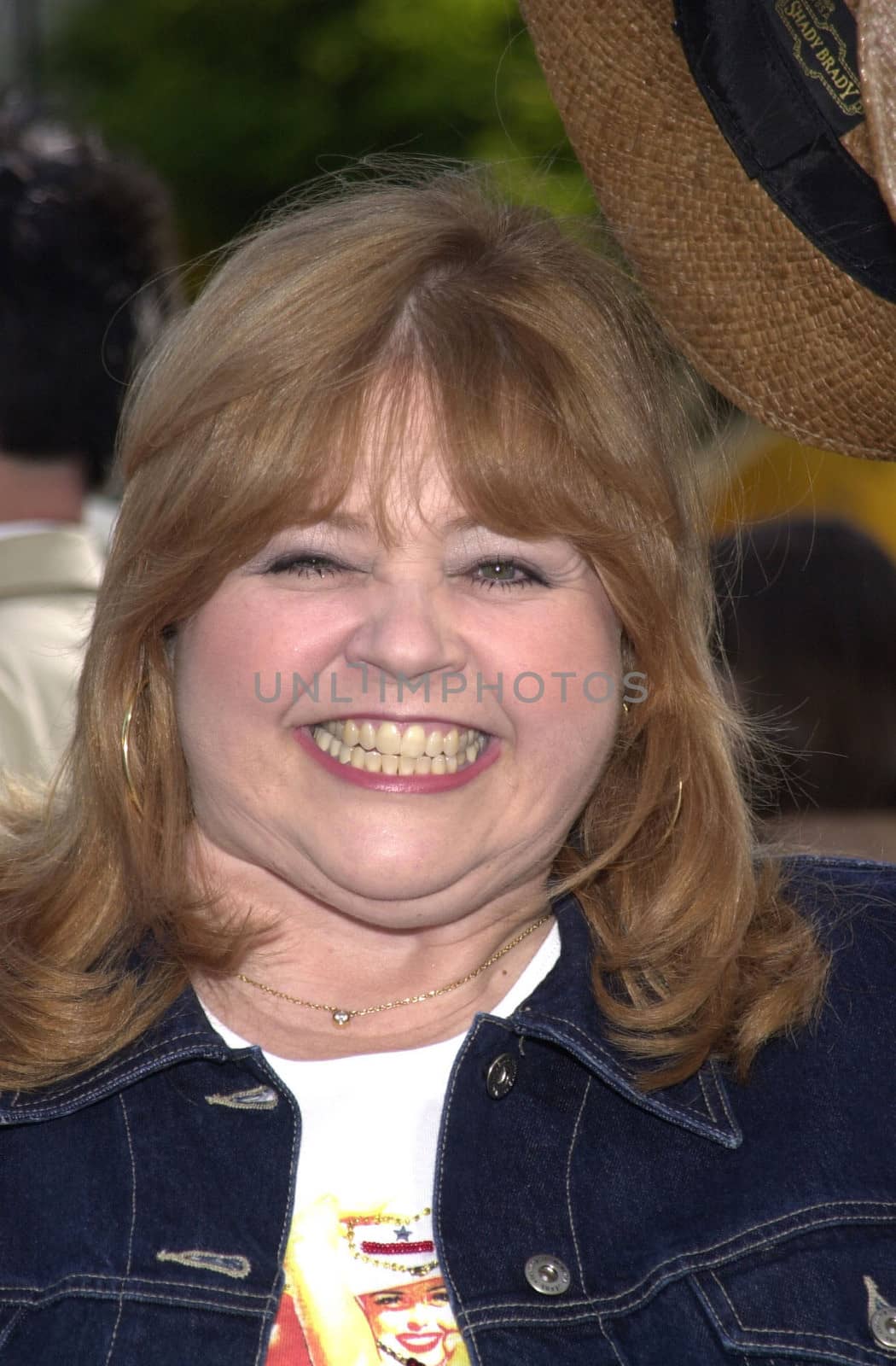Patrika Darbo at the premiere of Warner Brother's and Morgan Creek Film's "American Outlaws" at Mann's Village Theater, Westwood, 08-14-01