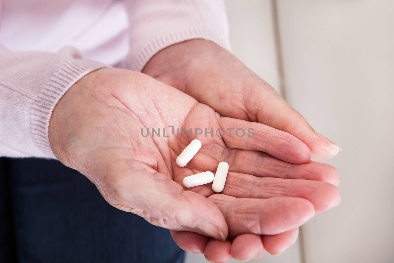 Close-up Photos Of Hands Holding Medicine Pills