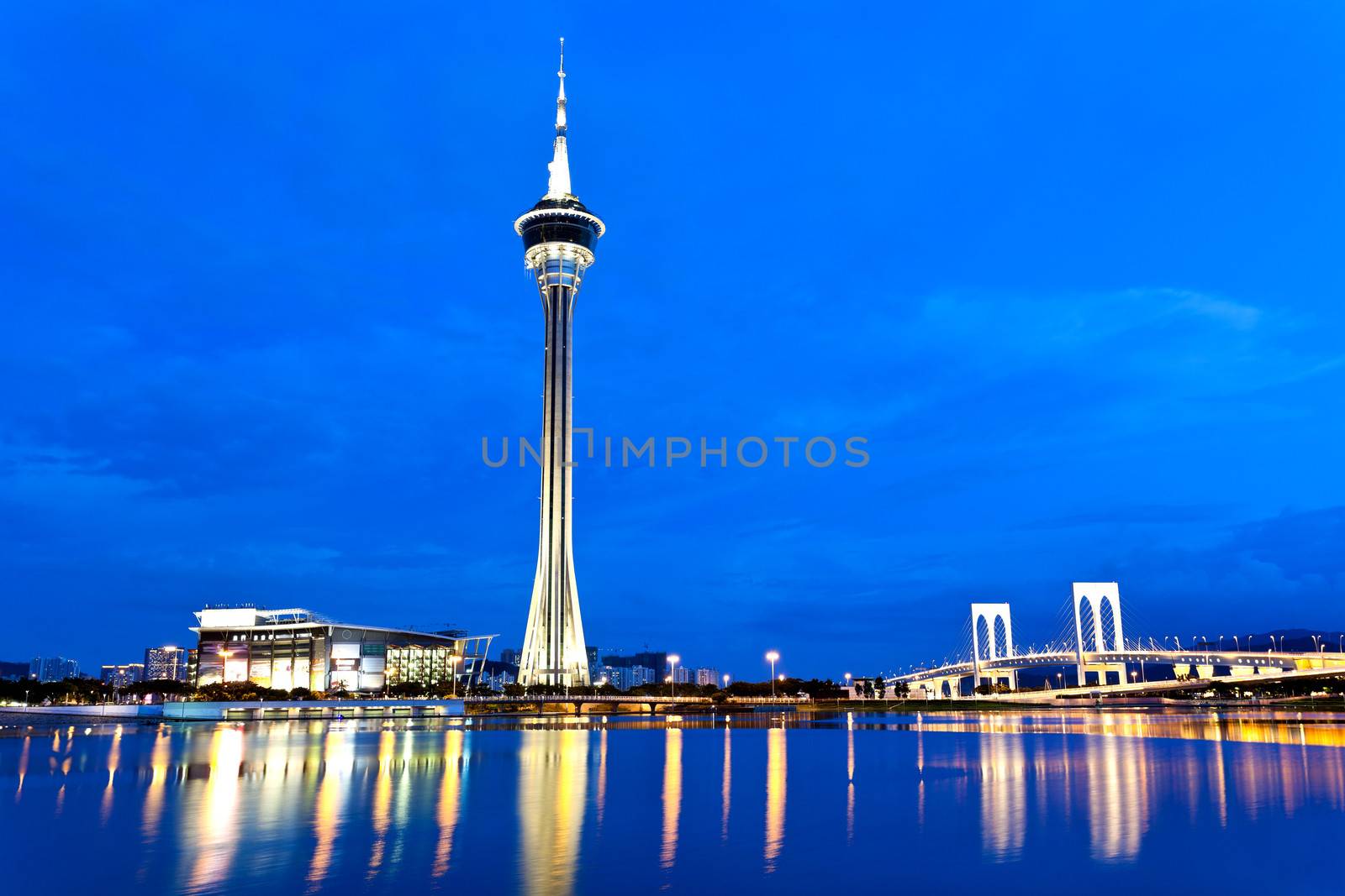 Macau tower at night by kawing921