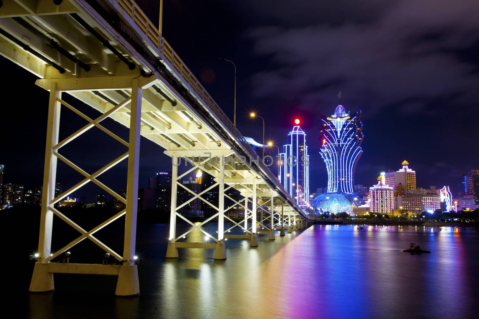 Macau casino at night  by kawing921