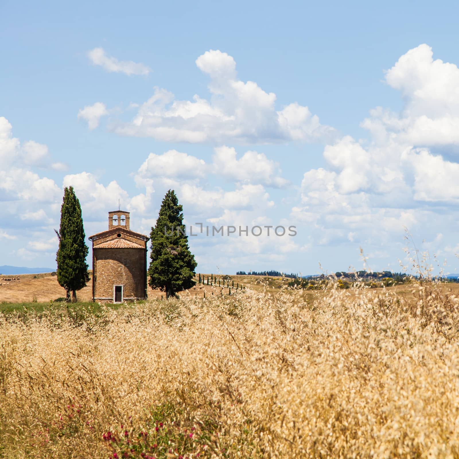 Cappella di Vitaleta (Vitaleta Church), Val d'Orcia, Italy.  The most classical image of Tuscan country.