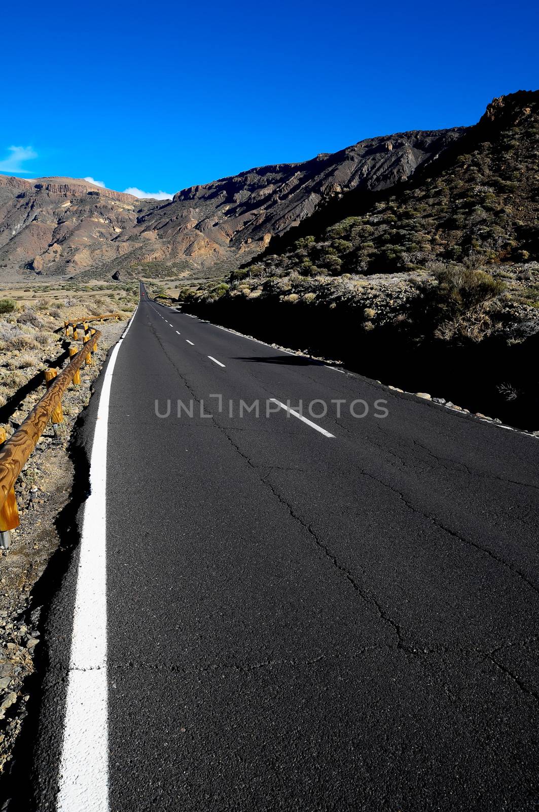 Desert Landscape by underworld