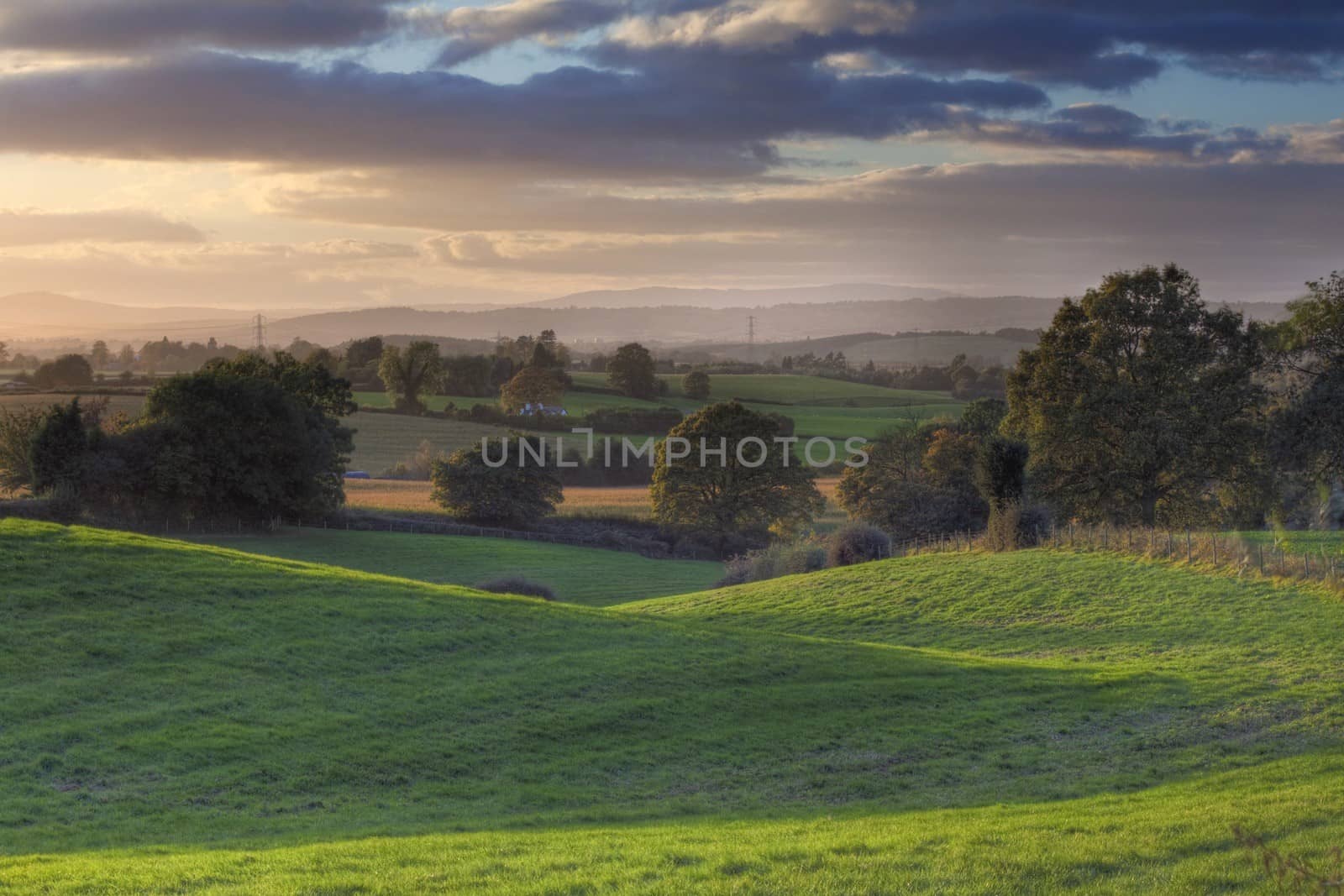 Worcestershire countryside by andrewroland