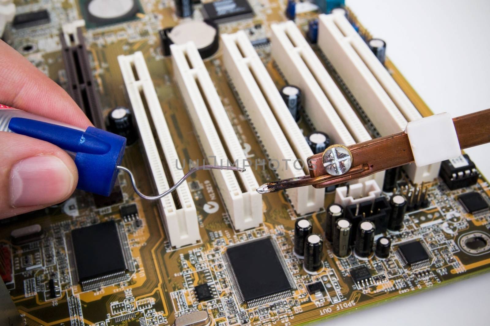 Repairing PC motherboard