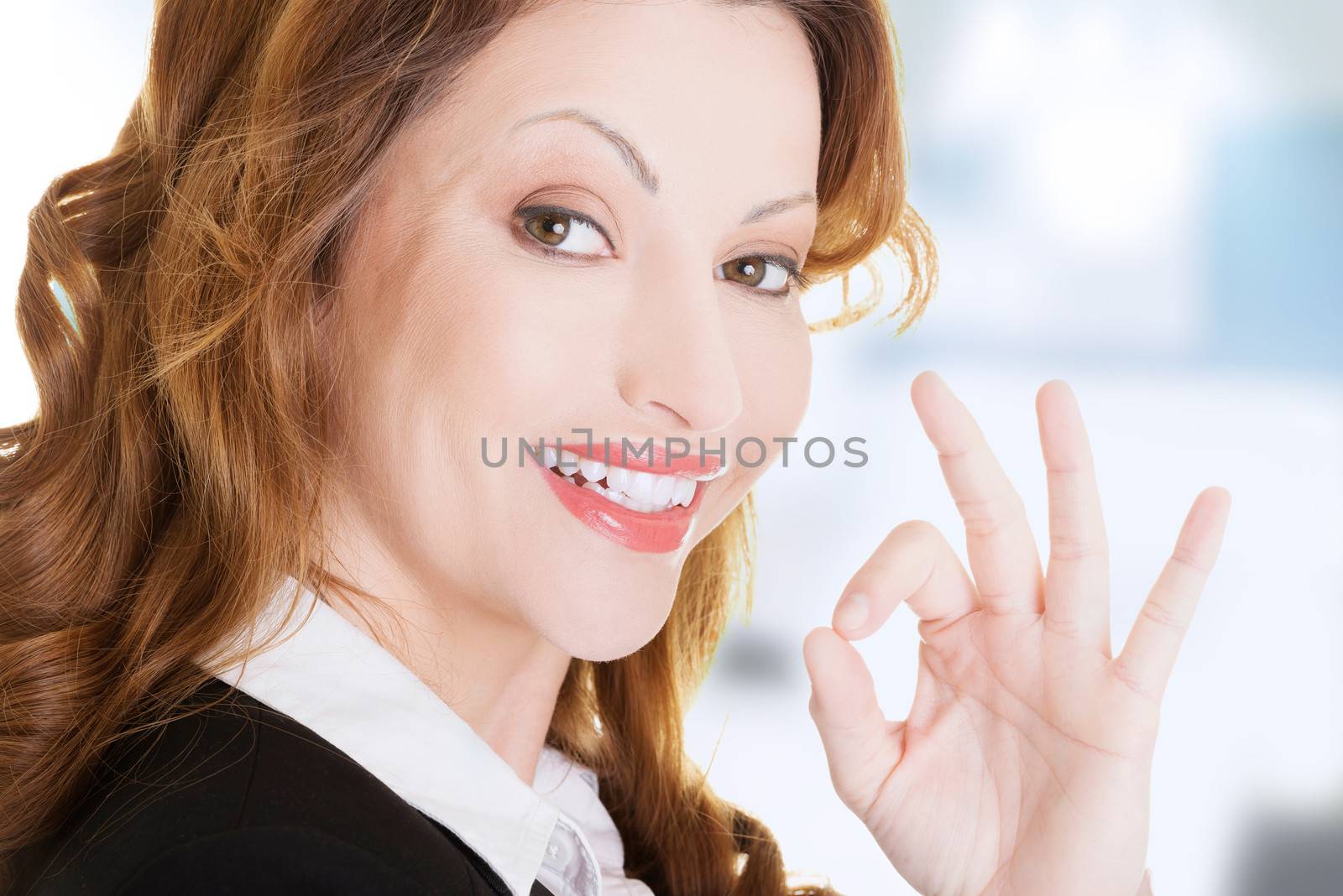Business woman with perfect gesture by BDS