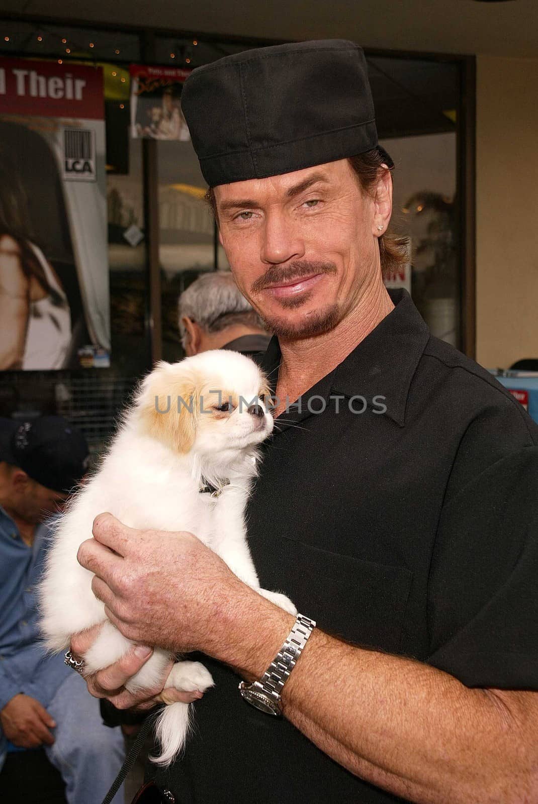 David Shark Fralick at the launch of Last Chance for Animals' "Pets & Celebrities" at Pet Mania, Burbank, CA 11-15-03