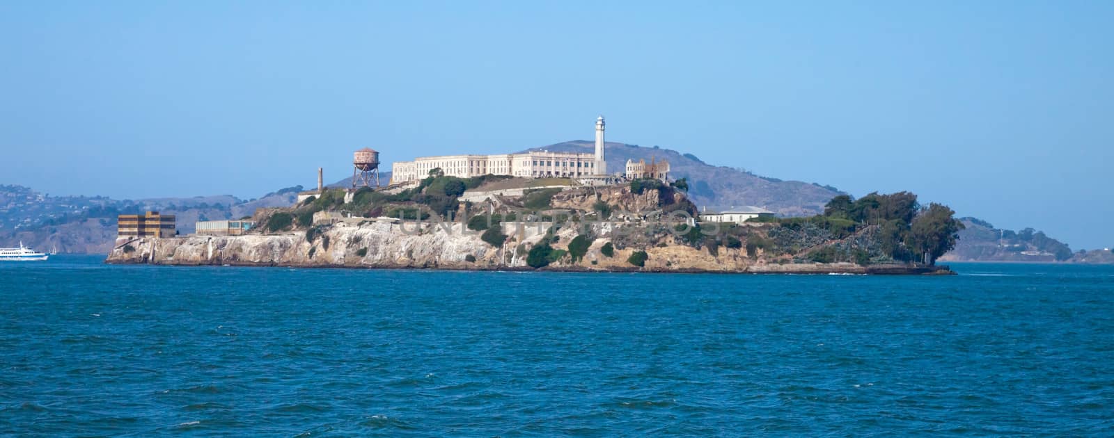 Alcatraz jail in San Francisco by hanusst