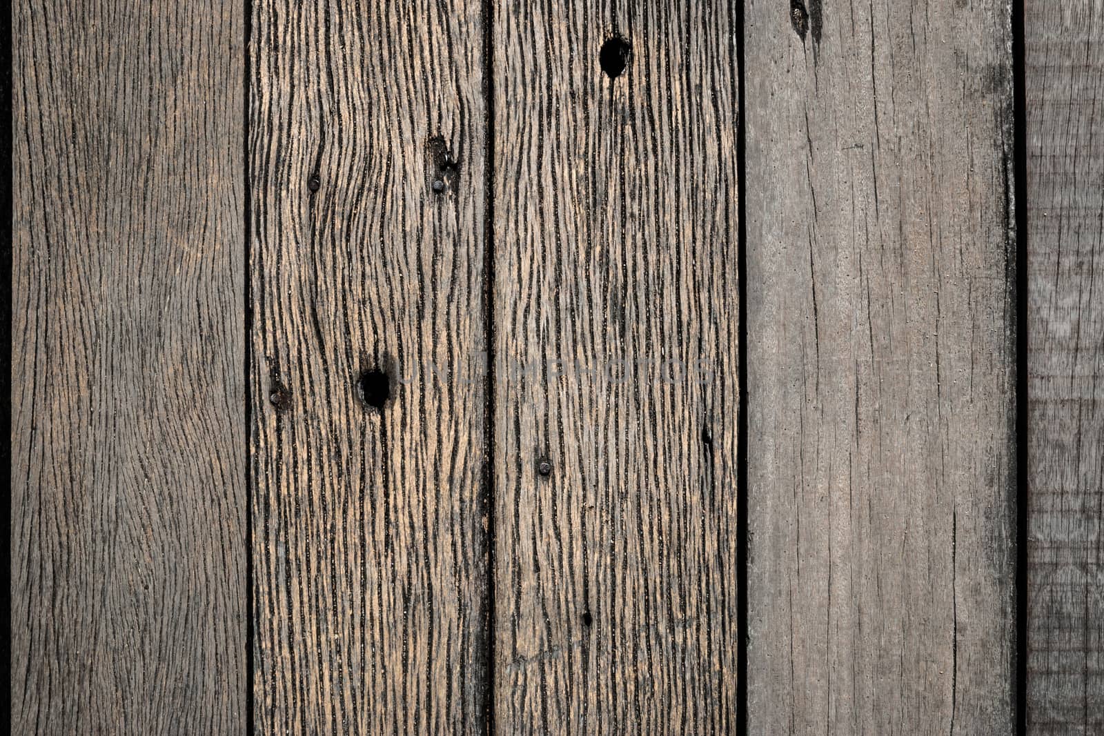 Old wood texture by AEyZRiO