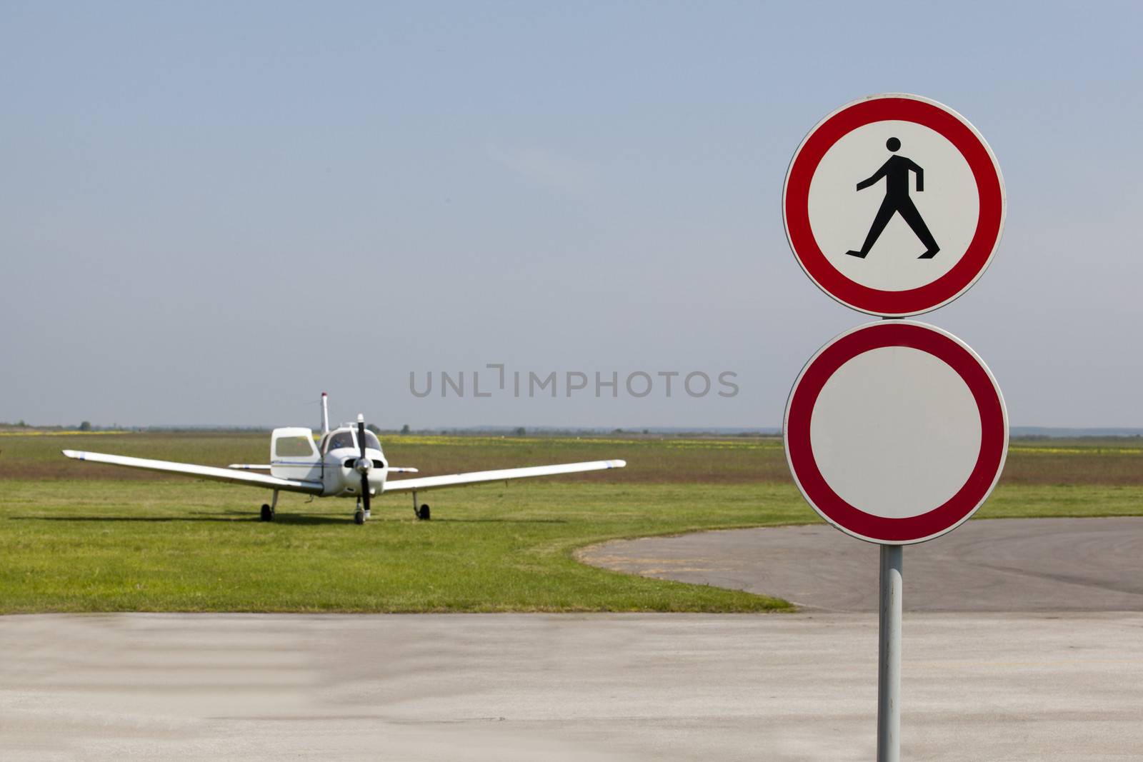 Sign only for pilots