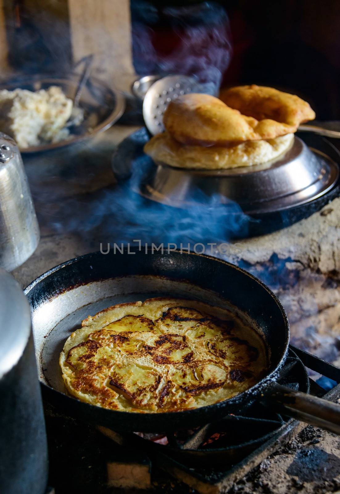 Apple pancake and Gurung breads by dutourdumonde