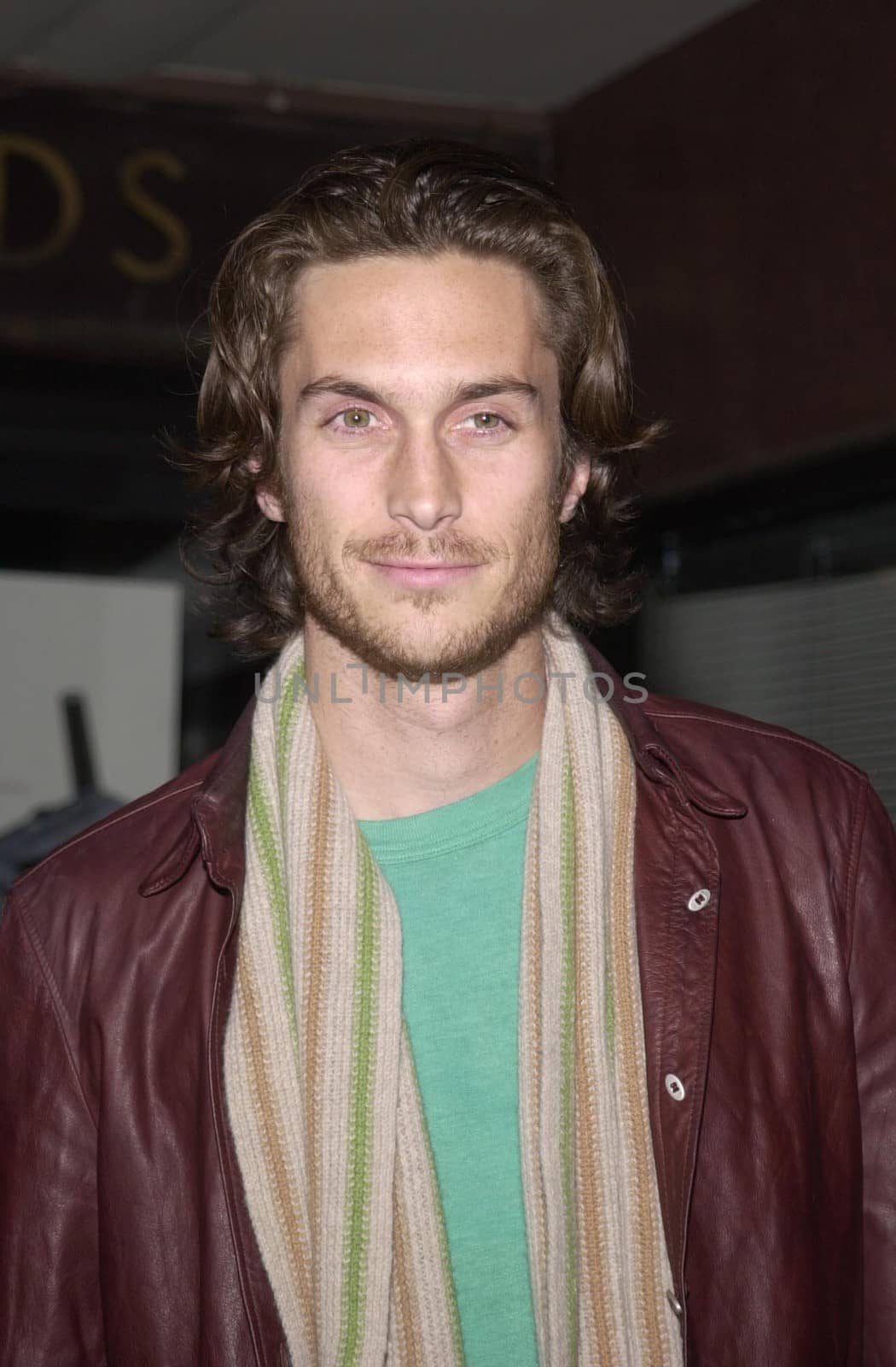 Oliver Hudson at the People And Places With No Names benefit and auction, Ace Gallery Los Angeles, 03-19-02