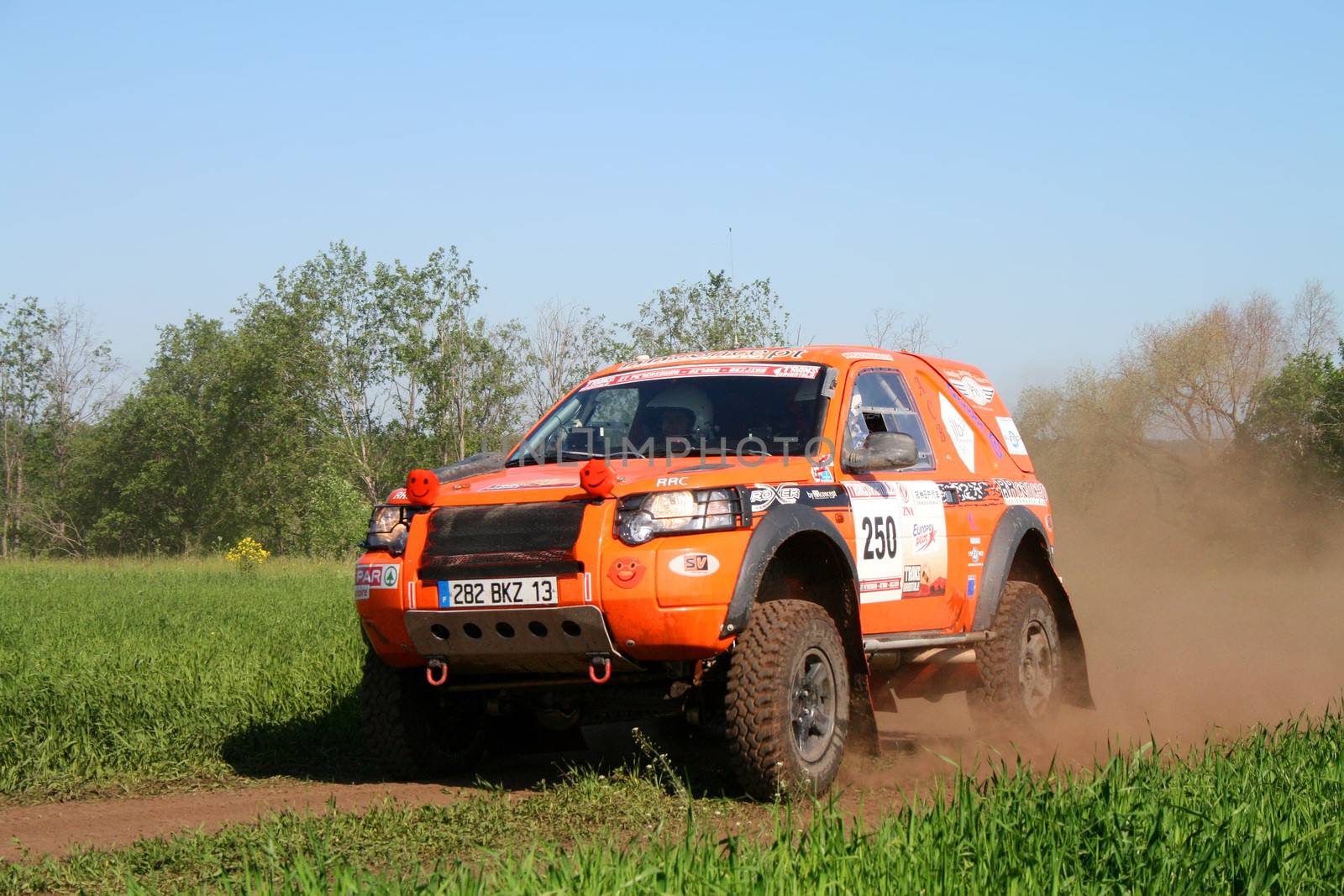 TATARSTAN, RUSSIA - JUNE 15: Bernard Duc's Land Rover Freelander (No. 250) competes at the rally Transorientale 2008 on June 15, 2008 near town of Naberezhnye Chelny, Tatarstan, Russia.