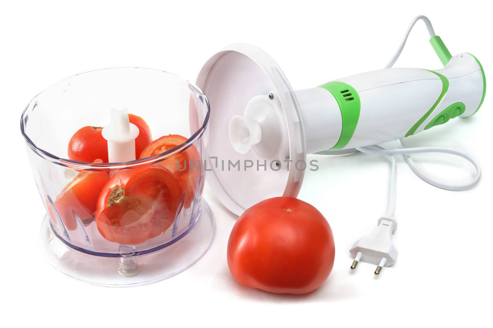white blender and tomatoes isolated on white background