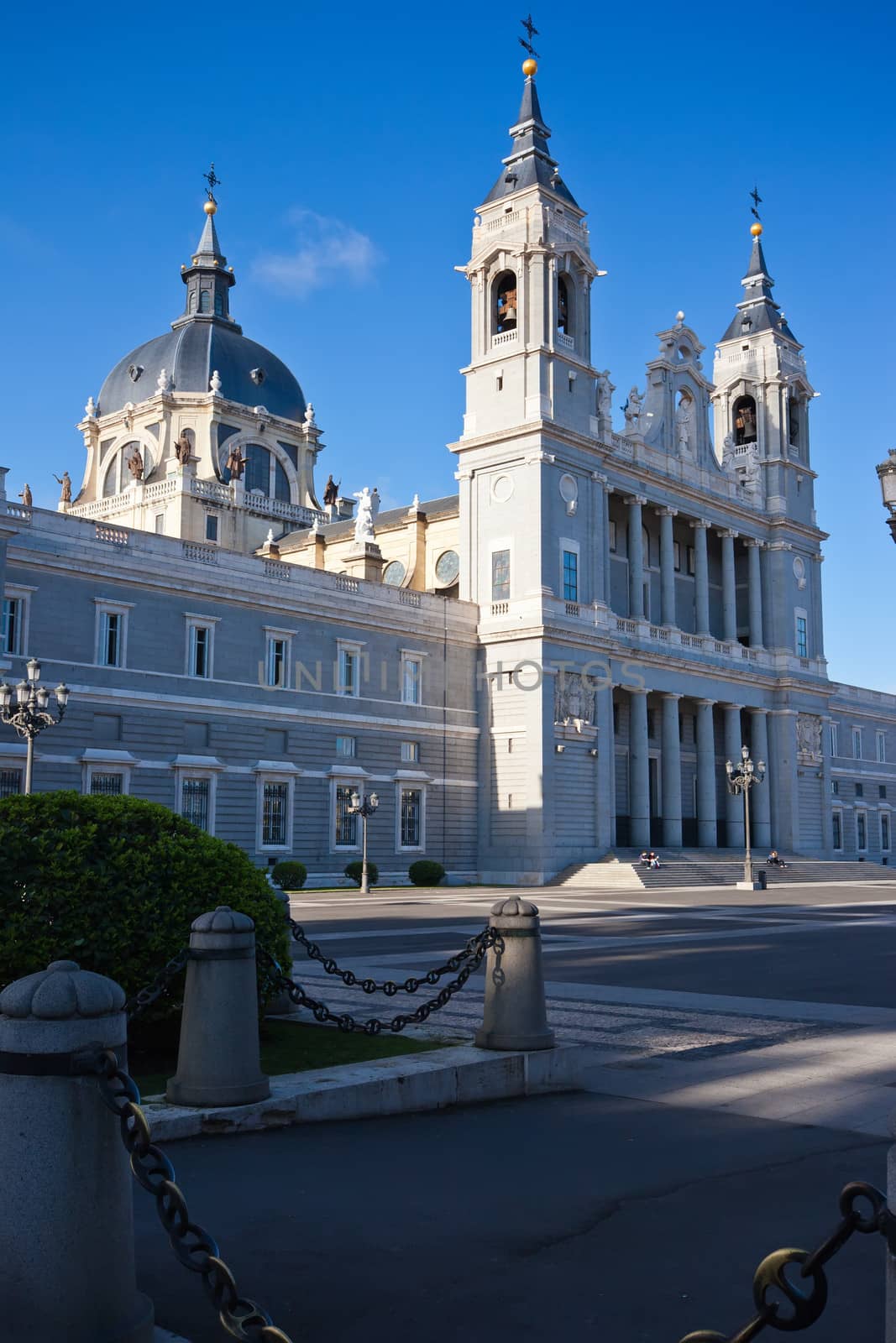 Almudena Cathedral by sailorr