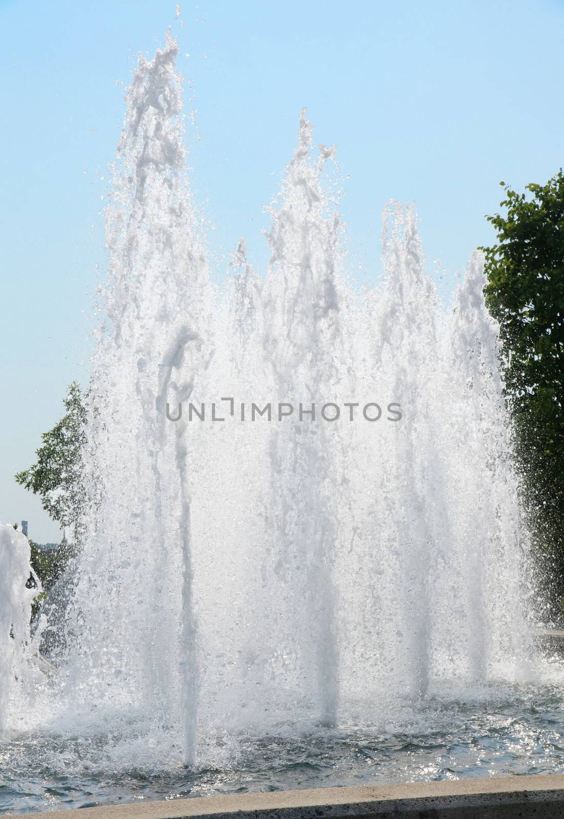 Water fountain by Mirage3