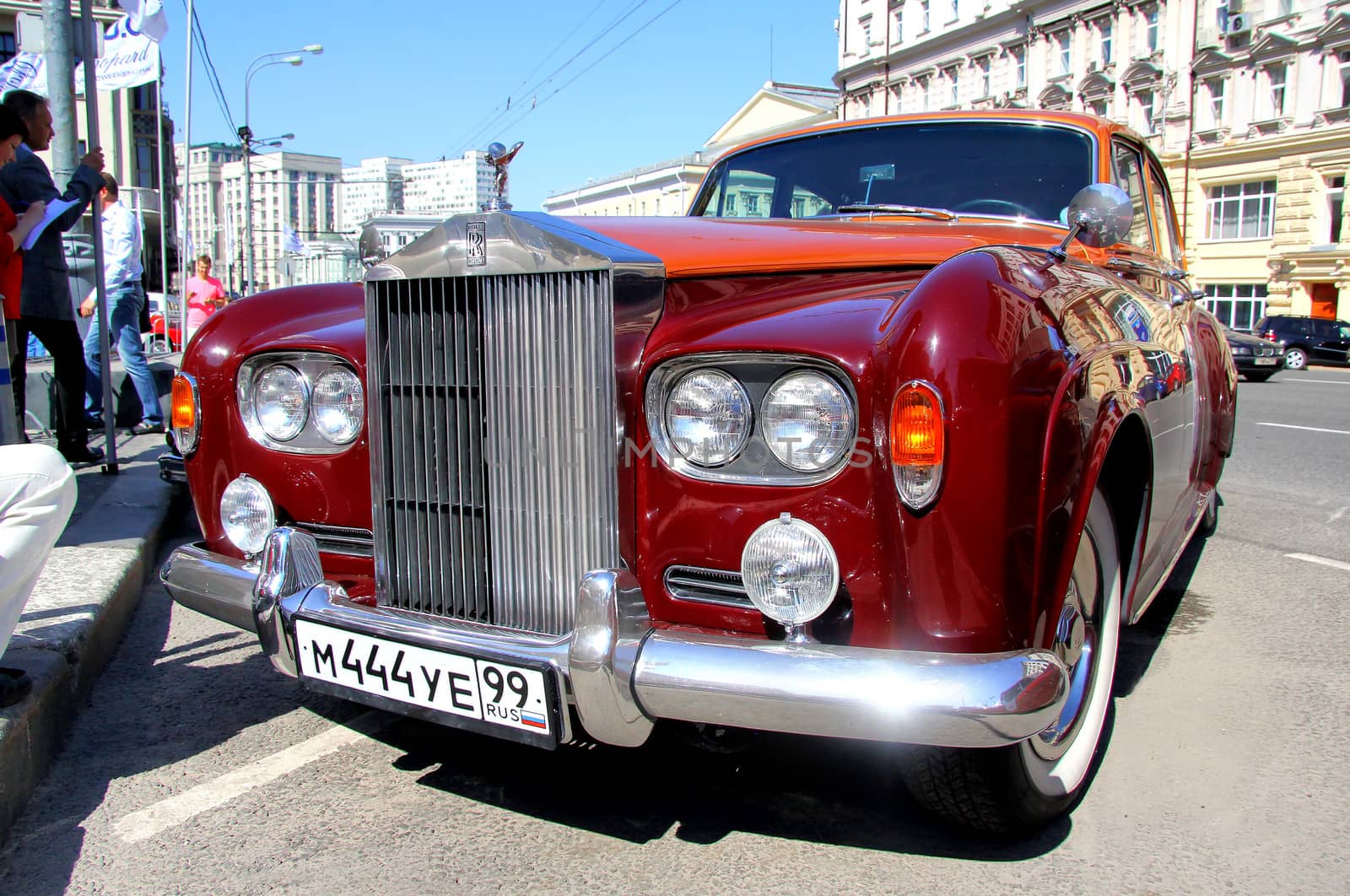MOSCOW, RUSSIA - JUNE 2: English motor car Rolls-Royce Silver Cloud competes at the annual L.U.C. Chopard Classic Weekend Rally on June 2, 2013 in Moscow, Russia.