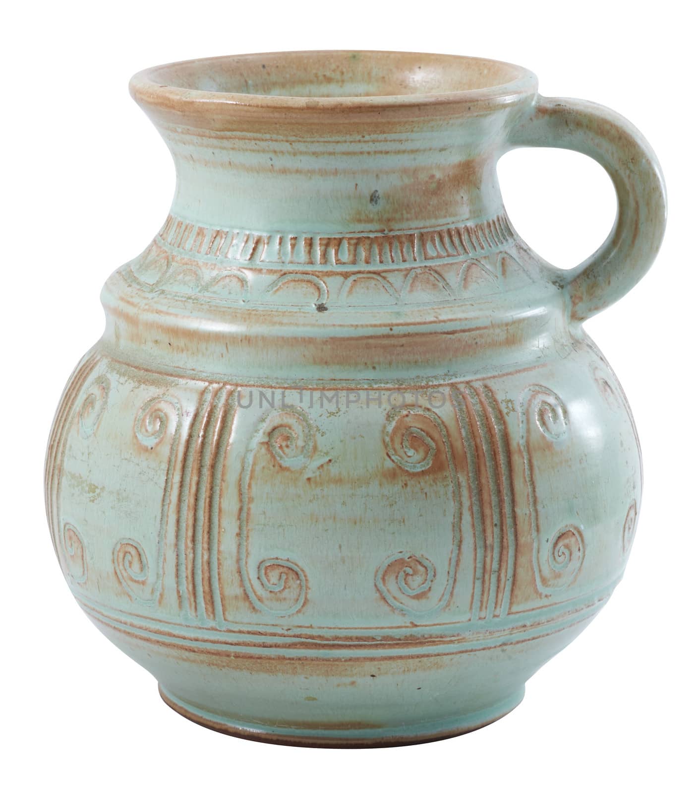 Pottery jug isolated by ecobo